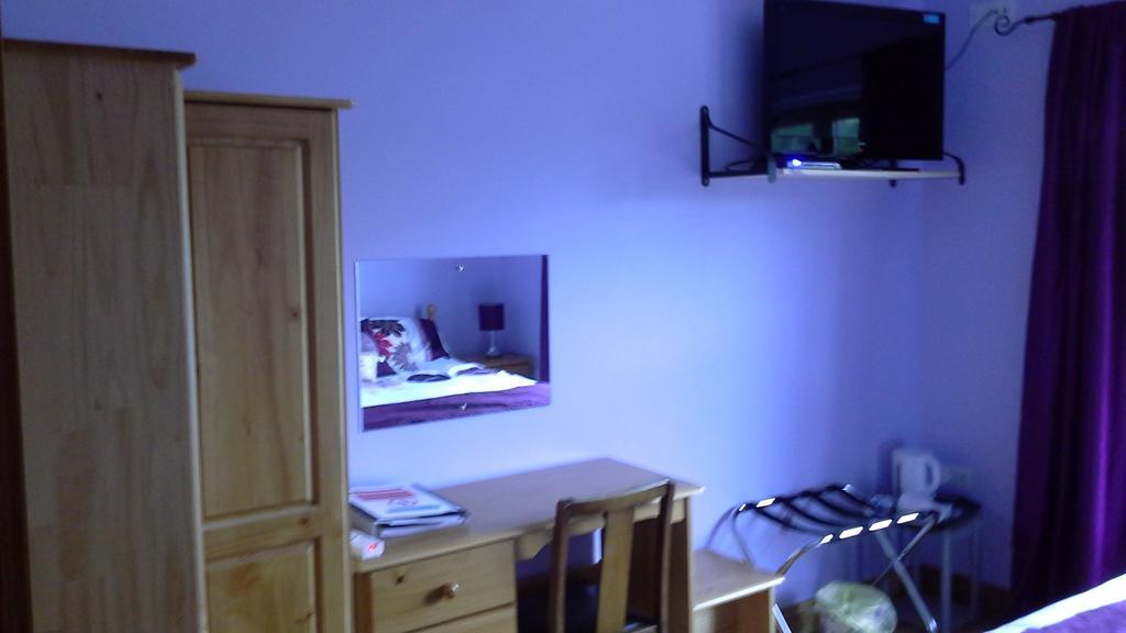 Leigh House Bed And Breakfast Ballyroney Δωμάτιο φωτογραφία